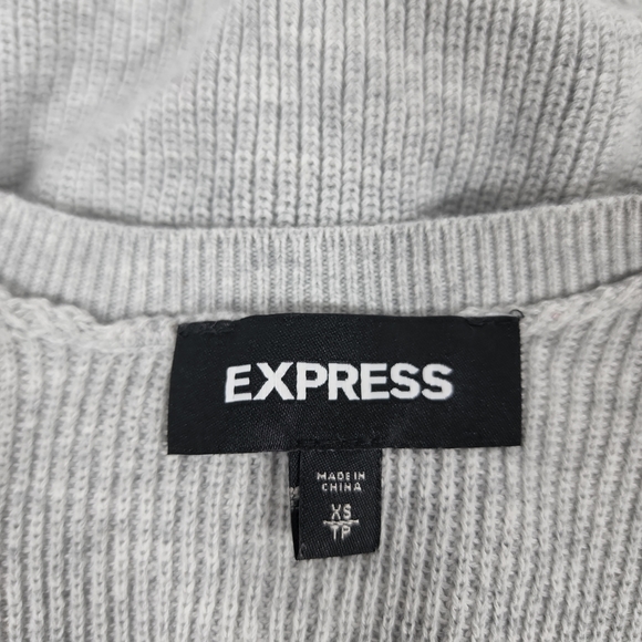 EXPRESS Coldshoulder Embroidered Knit Swester Size XS Relaxed Fit. - Picture 7 of 8